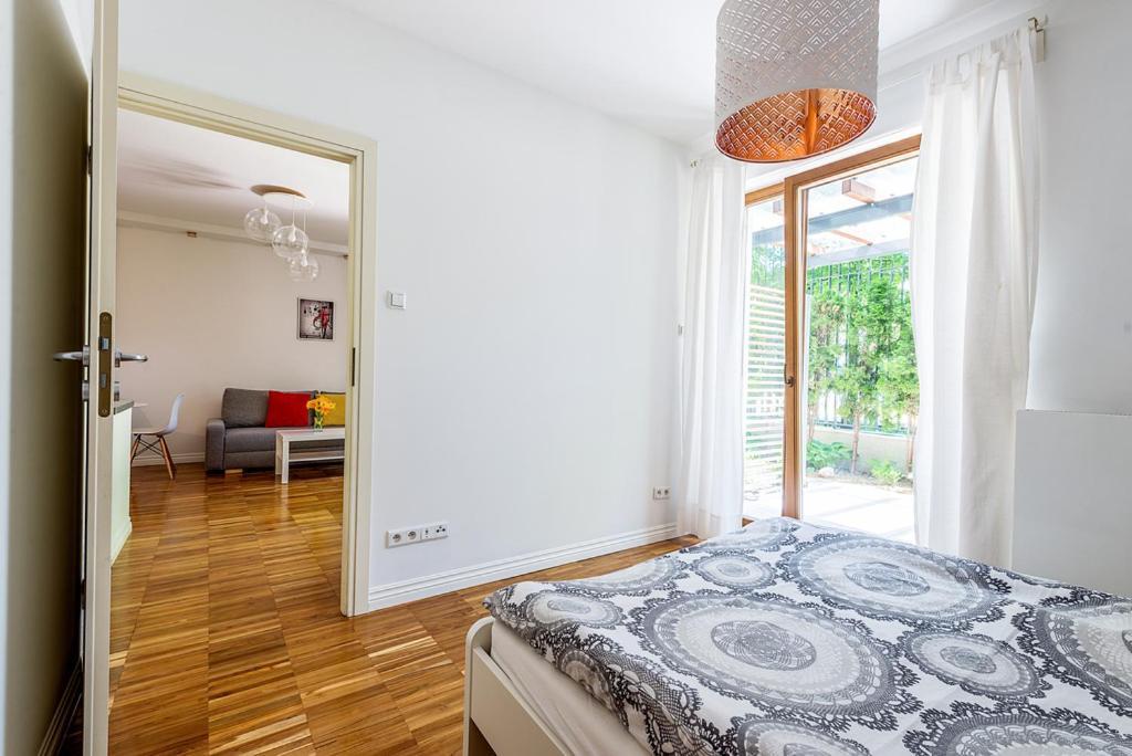 Apartment Powisle With Garage ワルシャワ エクステリア 写真